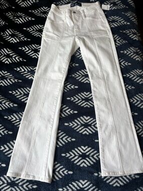 GAP Cream High-Rise Jeans with Vertical Seam Detail